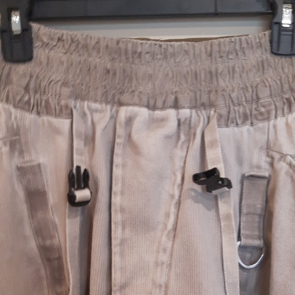 Hamcus Men's Cargo Shorts Multi Strap/Multi form Configuration Style. - Picture 10 of 13